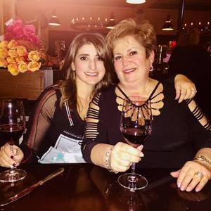 Meet your Posher, Raisa